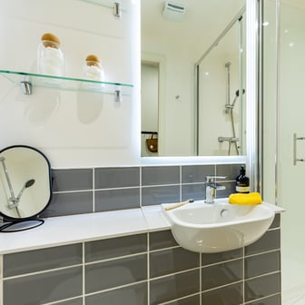 Standard En Suite - Image 4